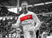 九游体育直播-铁翼破长空，老鹰粉碎雷霆之夜，莫兰特关键回合诠释大心脏