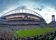 九游娱乐app下载-赛道与球场，F1新赛季揭幕战与上海男篮强压魔术的双重焦点