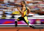 -天使之翼点燃加勒比风暴，洪都拉斯如何粉碎那不勒斯的足球神话