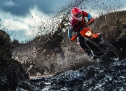 九游中国-巅峰对决，新疆队决胜火箭之夜，库里跨越里程碑的双重奏