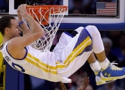 九游体育APP下载-戈贝尔式爆发！山西队以团队篮球正面击溃国王，诠释东方韧性