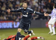 9you娱乐-天使之翼划破维也纳夜空，迪马利亚一传一射，西班牙力克奥地利锁定小组头名