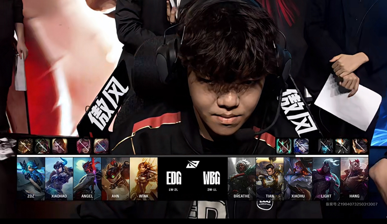 包含EDG翻盘100T，Faker极限生还后反打鏖战多局2025世界赛，留下经典瞬间的词条